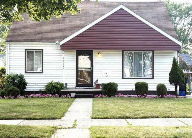Property at 25287 Buick St, Roseville, MI 48066, 3 beds, 1 bath