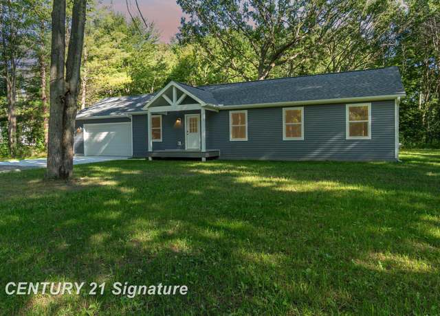 Property at 817 Sandow Rd, Midland, MI 48640, 3 beds, 2 baths