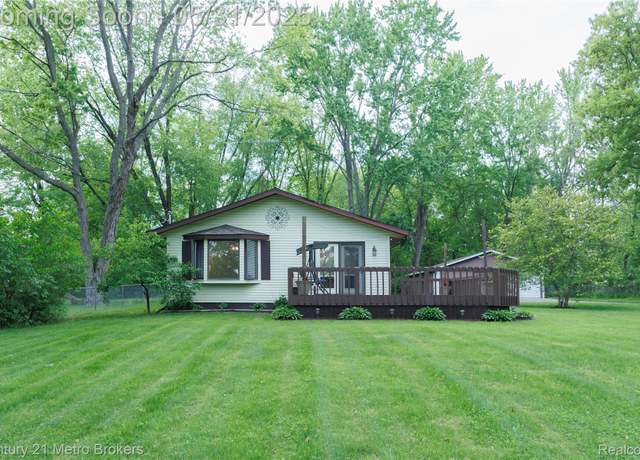 Property at 4447 Stanley Rd, Genesee, MI 48437, 2 beds, 1 bath