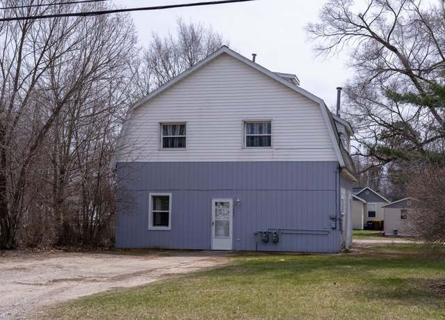 Property at 1403 Upton St, Mt Pleasant, MI 48858