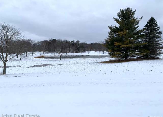 Property at 10020 Strawberry Trl-8 Trl, Goodrich, MI 48438