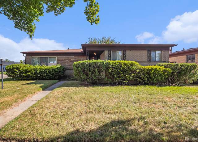 Property at 425 Palmerston St, River Rouge, MI 48218, 3 beds, 2.5 baths