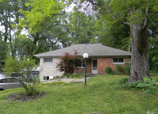 Property at 6864 Hazeldell Dr, Temperance, MI 48182, 3 beds, 2 baths