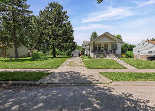 Property at 26091 Hollywood St, Roseville, MI 48066, 2 beds, 1 bath