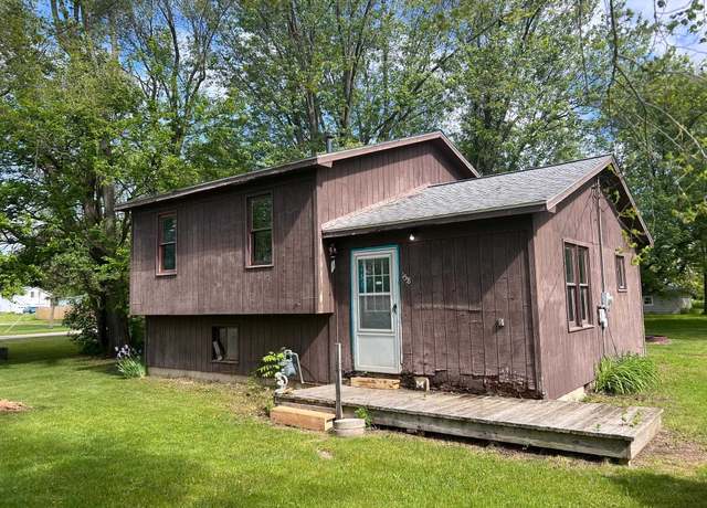 Property at 158 W Willow St, Perry, MI 48872, 3 beds, 1 bath