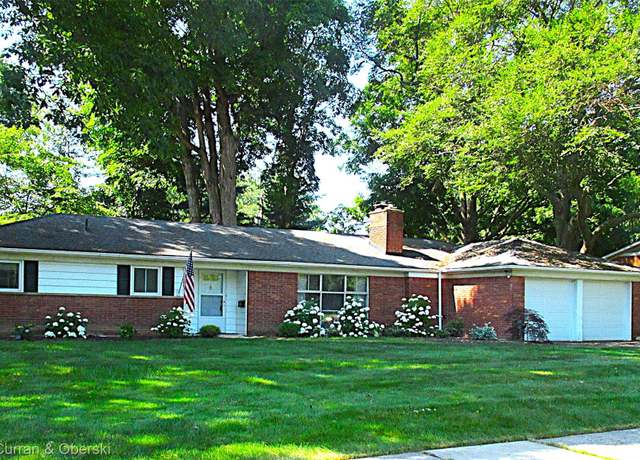 Property at 34005 Alta Loma Dr, Farmington, MI 48335, 3 beds, 1.5 baths