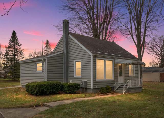 Property at 5570 Meadow View St, Sterling Heights, MI 48310, 2 beds, 1 bath