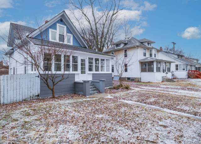 Property at 201 W Parent Ave, Royal Oak, MI 48067, 3 beds, 2.5 baths