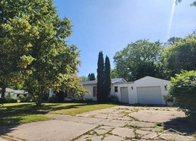 Property at 2502 Lynnwood Ave, Saginaw, MI 48601, 3 beds, 2 baths
