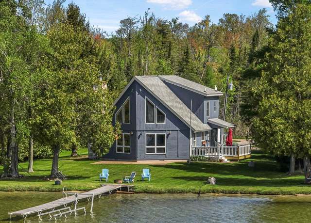 Property at 7550 E Sierra Dr, Traverse City, MI 49684, 3 beds, 2 baths