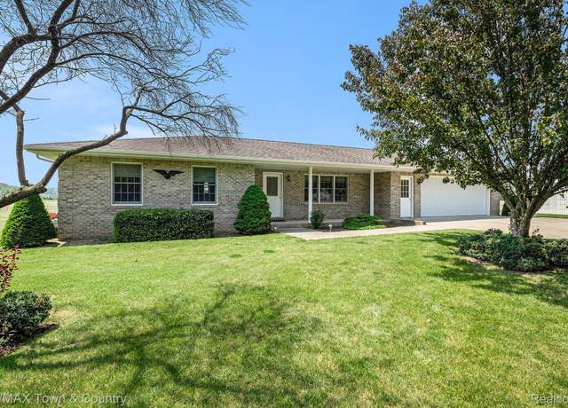 Property at 12070 Elms Rd, Birch Run, MI 48415, 2 beds, 2 baths