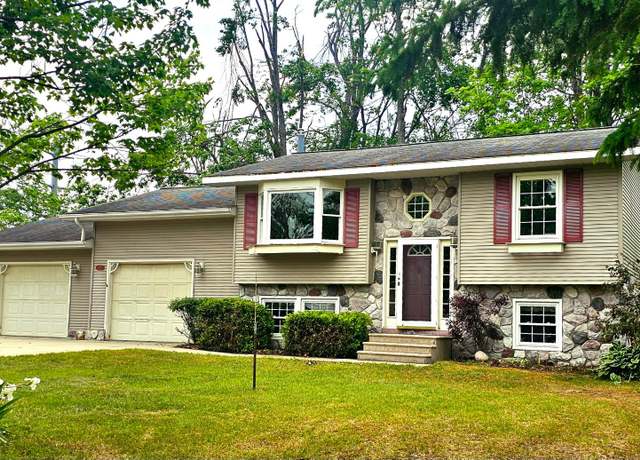 Property at 1837 Altorf Strasse, Gaylord, MI 49735, 3 beds, 2 baths