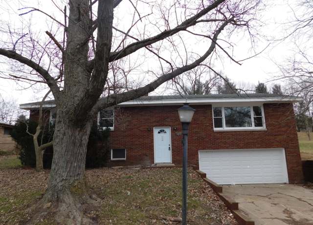 Property at 3020 Thresa Dr, Stevensville, MI 49127, 3 beds, 2 baths