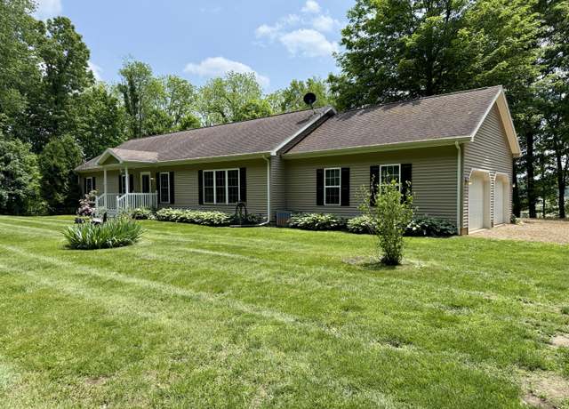 Property at 27774 N D Dr, Albion, MI 49224, 3 beds, 3 baths