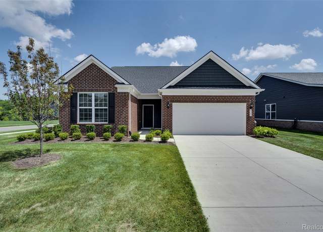 Property at 4145 Avery Rd, Lake Orion Village, MI 48359, 3 beds, 3 baths