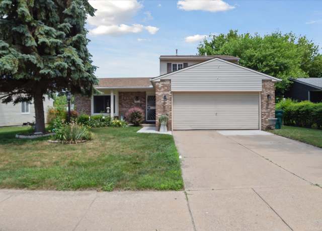 Property at 28034 Riverbridge Dr, Romulus, MI 48174, 3 beds, 2 baths