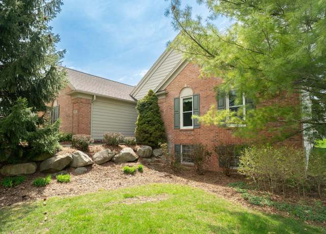 Property at 6997 Crystal View Dr SE, Caledonia, MI 49316, 3 beds, 2 baths