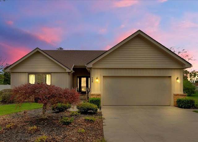 Property at 706 Donnalee Dr, Monroe, MI 48162, 3 beds, 2 baths