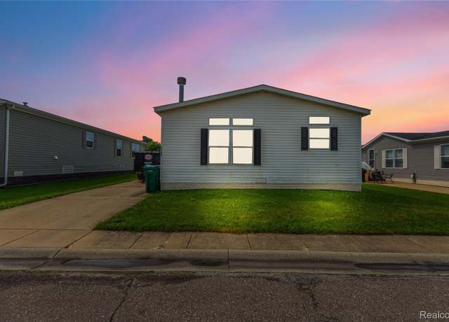 Property at 33182 Sumac Ct Ct, New Haven Village, MI 48048, 3 beds, 2 baths