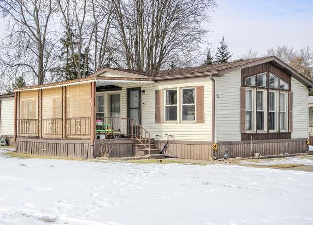 Property at 7 Bellwood Dr, Swartz Creek, MI 48473, 3 beds, 2 baths