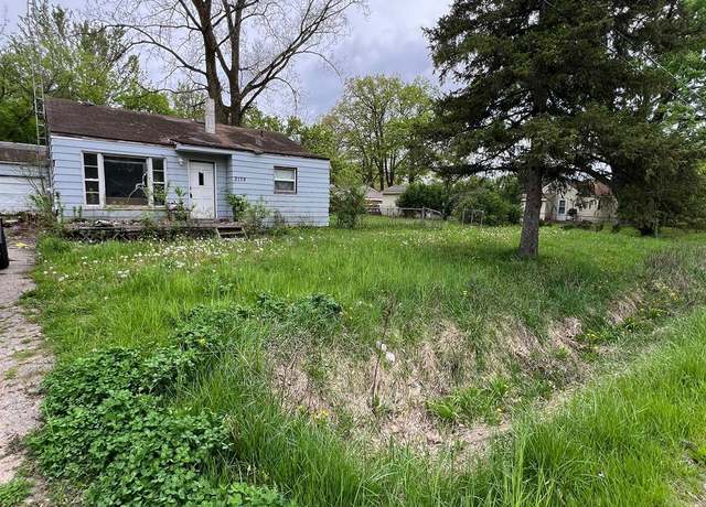 Property at 3179 W Hobson Ave, Flint, MI 48504, 3 beds, 1 bath
