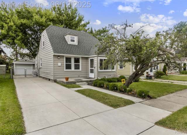 Property at 23083 Tawas Ave, Hazel Park, MI 48030, 3 beds, 2 baths