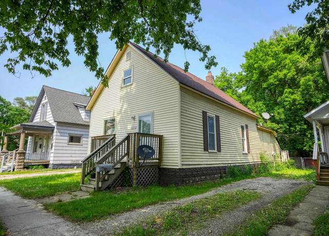 Property at 1608 16th St, Port Huron, MI 48060, 2 beds, 1 bath