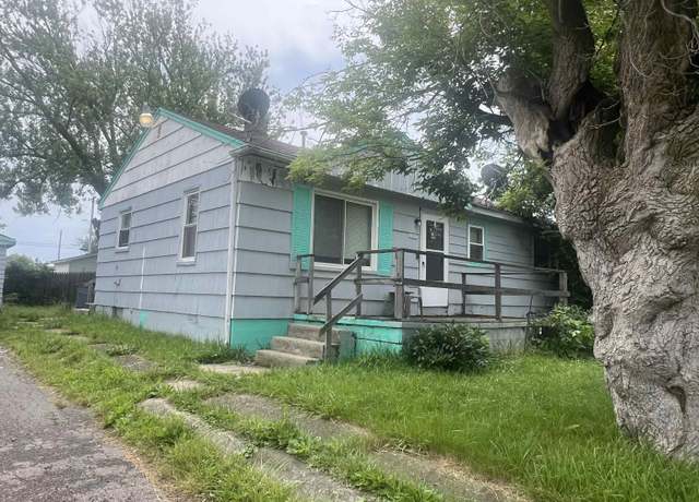 Property at 1297 W Kurtz Ave, Flint, MI 48505, 3 beds, 1 bath