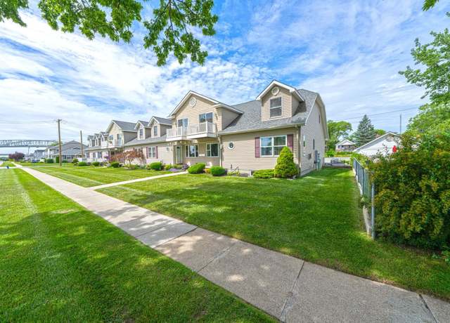 Property at 2815 Omar St, Port Huron, MI 48060, 3 beds, 2 baths