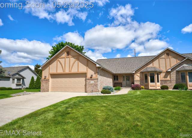 Property at 5184 Wyndemere Common Sq, Swartz Creek, MI 48473, 2 beds, 2 baths