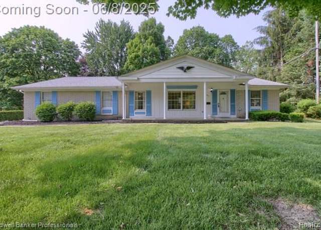 Property at 45311 Galway Dr, Northville, MI 48167, 3 beds, 2 baths