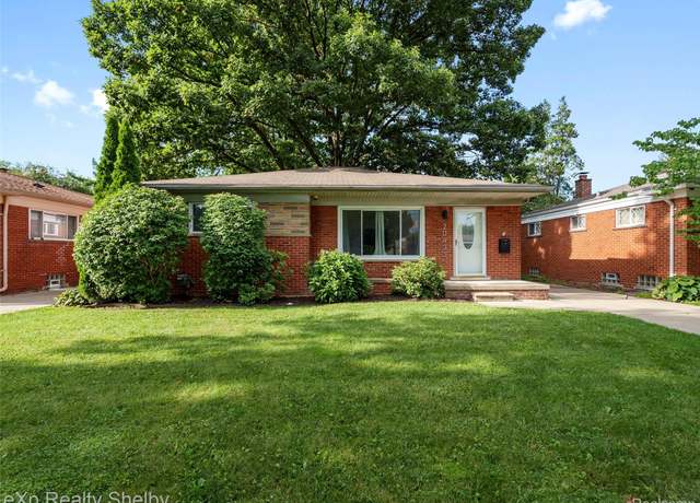 Property at 20425 Sunnydale St, St Clair Shores, MI 48081, 3 beds, 2 baths