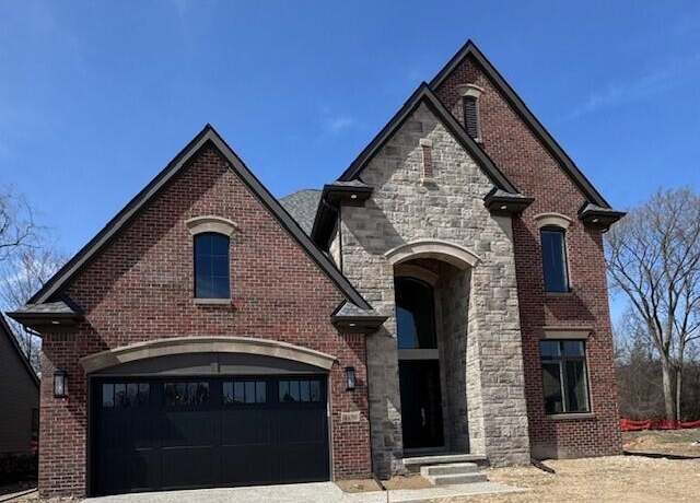 Property at 4170 Prescott Park Cir #5, West Bloomfield, MI 48323, 5 beds, 4.5 baths