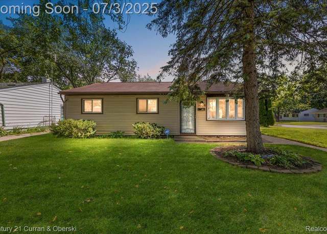 Property at 1908 Alanson St, Livonia, MI 48186, 3 beds, 1 bath