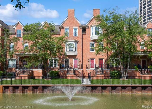 Property at 20082 Rodeo Ct, Southfield, MI 48075, 2 beds, 2.5 baths