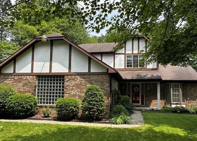 Property at 46290 Brentwood St, Macomb, MI 48042, 3 beds, 2 baths