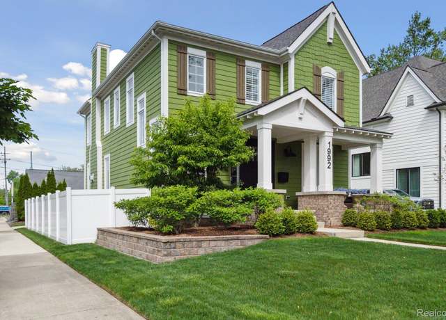 Property at 1992 Shipman Blvd, Birmingham, MI 48009, 3 beds, 3.5 baths