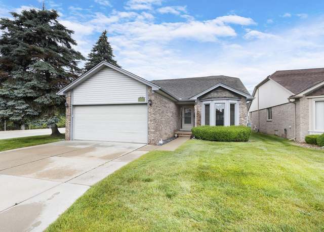 Property at 20061 Ridgeway Ct, Clinton Township, MI 48038, 3 beds, 2 baths