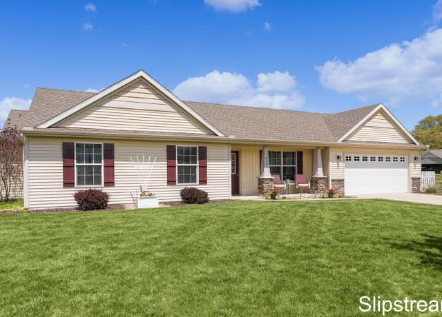 Property at 879 E Harmony Dr NE, Sparta, MI 49345, 3 beds, 2 baths