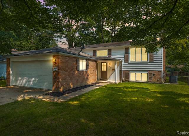Property at 550 Langfield St, Northville, MI 48167, 4 beds, 2 baths