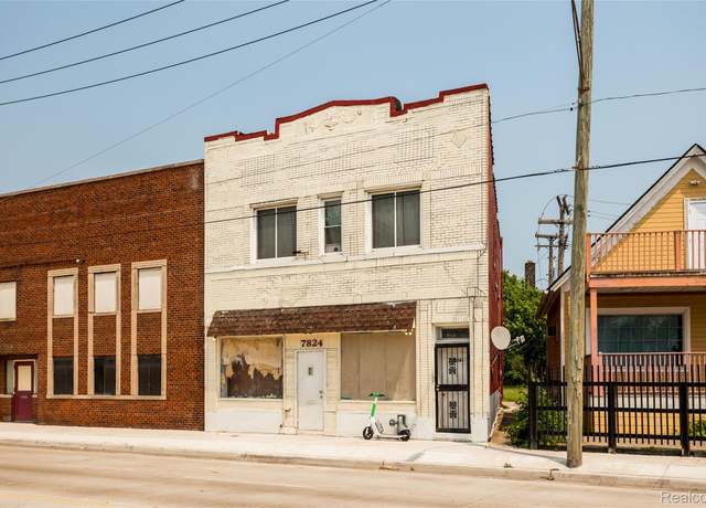Property at 7824 Mount Elliott St, Detroit, MI 48211, 4 beds, 2.5 baths