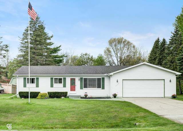 Property at 2355 Randolph St, Port Huron, MI 48060, 3 beds, 2 baths