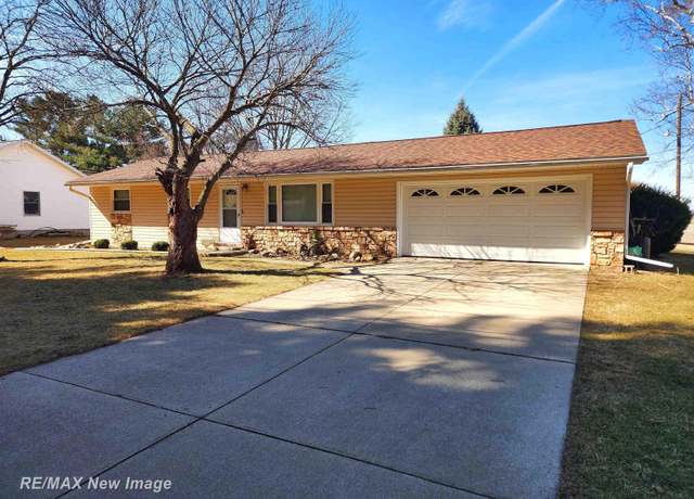 Property at 1140 S Miller Rd, Thomas Twp, MI 48609, 3 beds, 2 baths