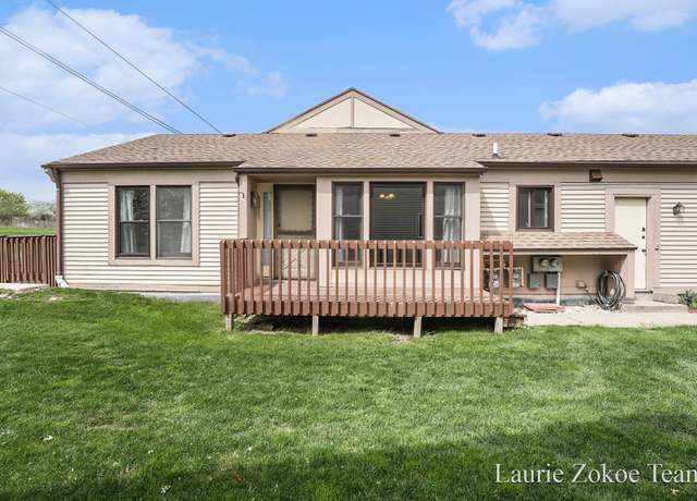 Property at 291 Rolling Greene Dr NW #9, Walker, MI 49534, 2 beds, 2 baths