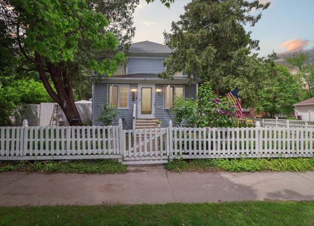 Property at 700 S Washington, Mt Pleasant, MI 48858, 4 beds, 2 baths