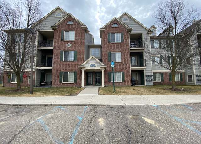 Property at 14306 Pinehurst Ln, Grand Blanc, MI 48439, 2 beds, 2 baths