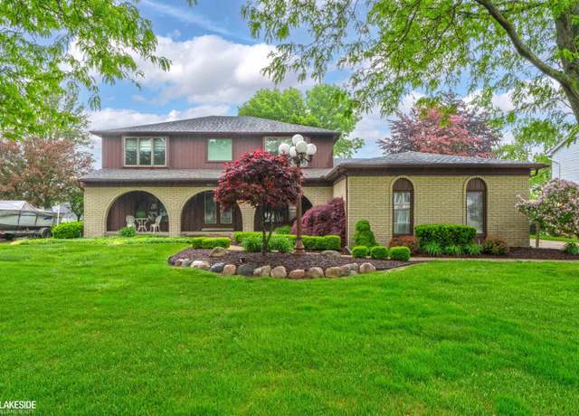Property at 46713 Houghton Dr, Shelby Twp, MI 48315, 3 beds, 3 baths