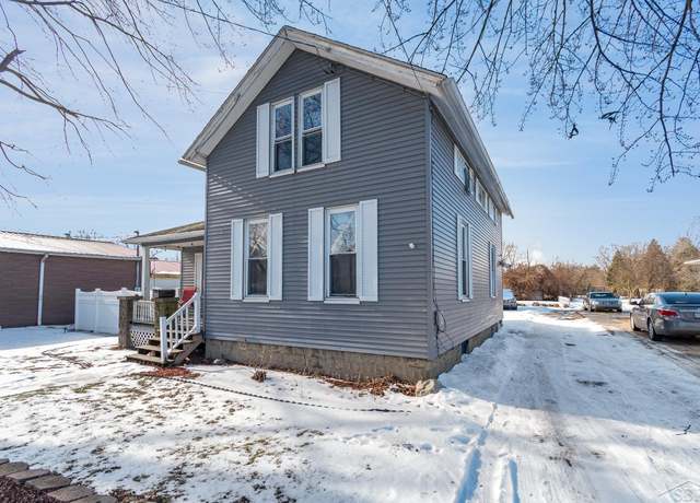 Property at 1613 Bay St, Saginaw, MI 48602, 3 beds, 2 baths