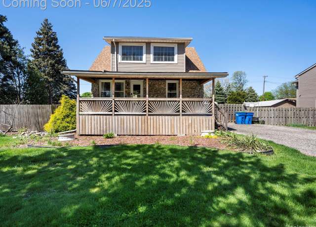 Property at 27225 James St, Warren, MI 48092, 3 beds, 1 bath
