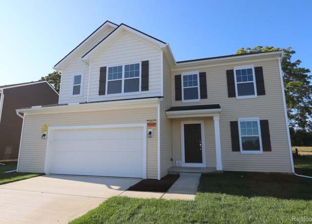 Property at 660 Countryside Dr, Chelsea, MI 48118, 3 beds, 2.5 baths